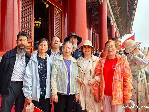 普显宏：登天安门城楼（外十一首）